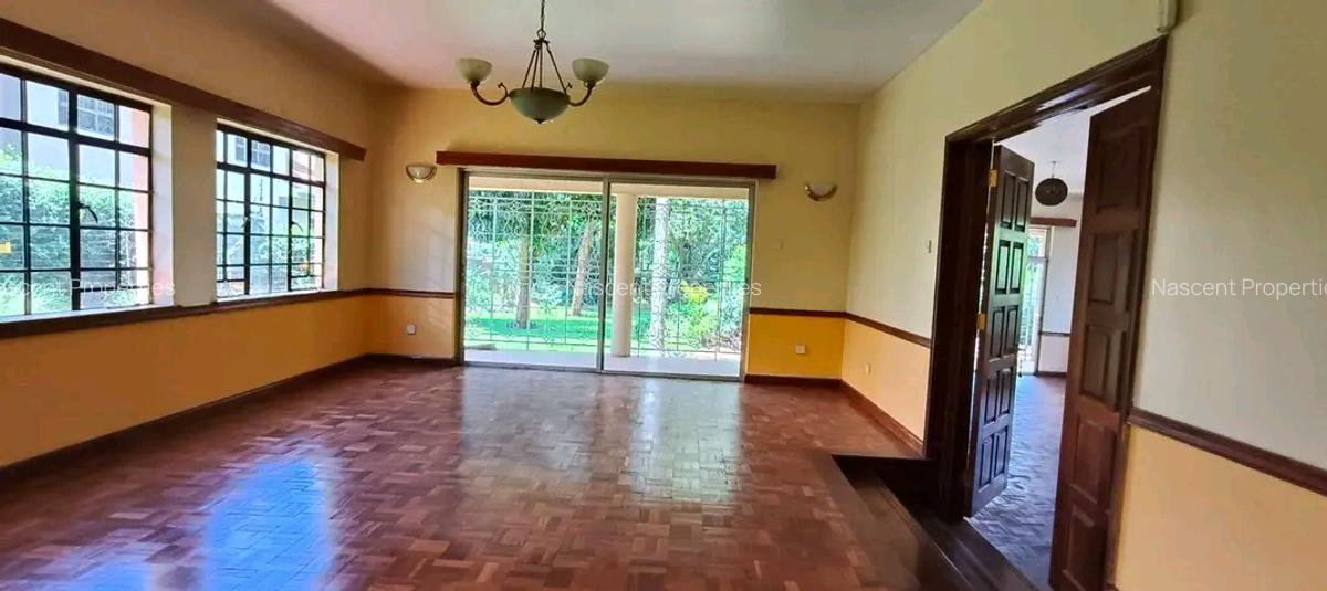 5 Bed House with En Suite in Runda - 20