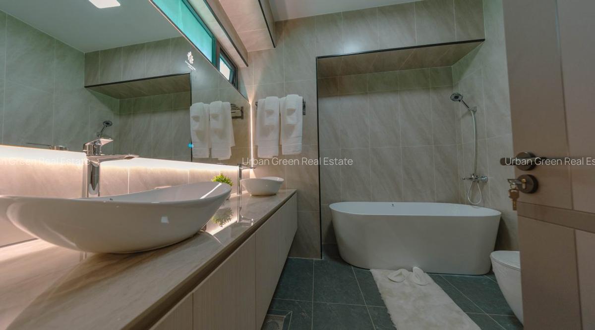 6 Bed Apartment with En Suite at Othaya Road - 17