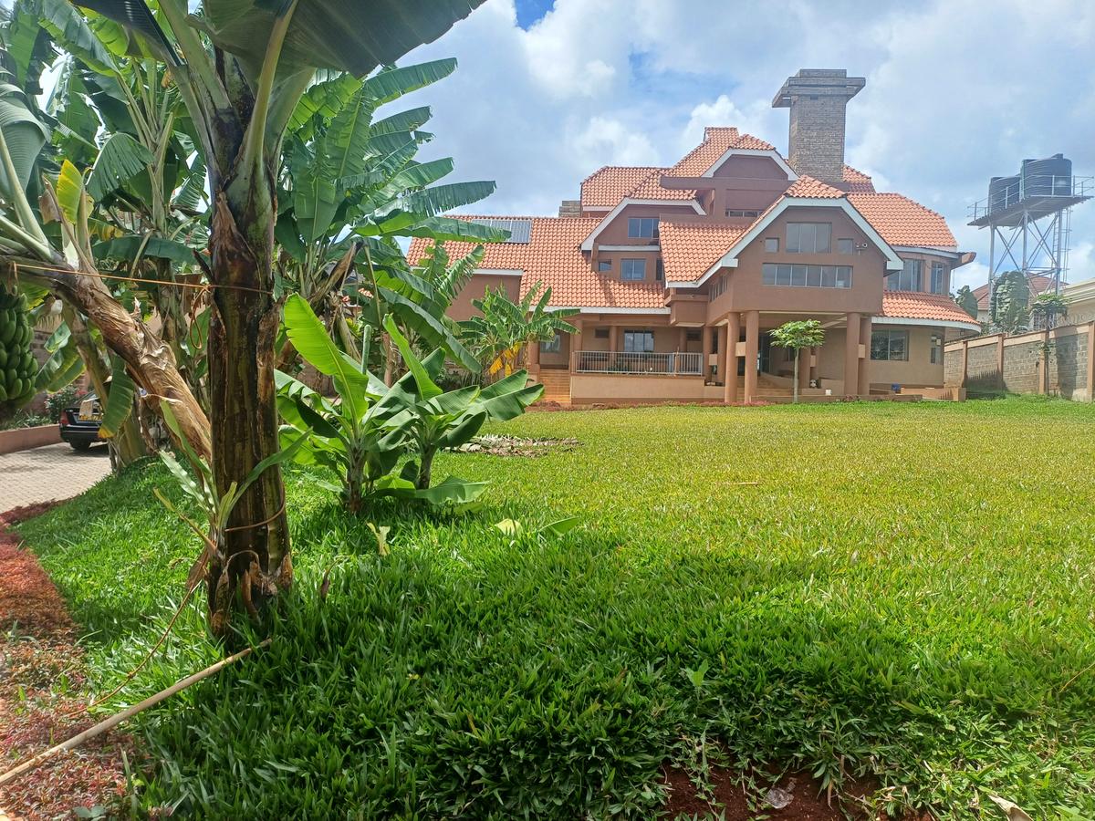 8 Bed Villa with En Suite in Runda - 2