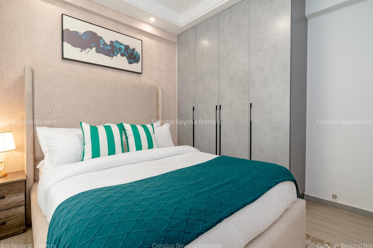 Serviced 2 Bed Apartment with En Suite at Riverside Drive - 16