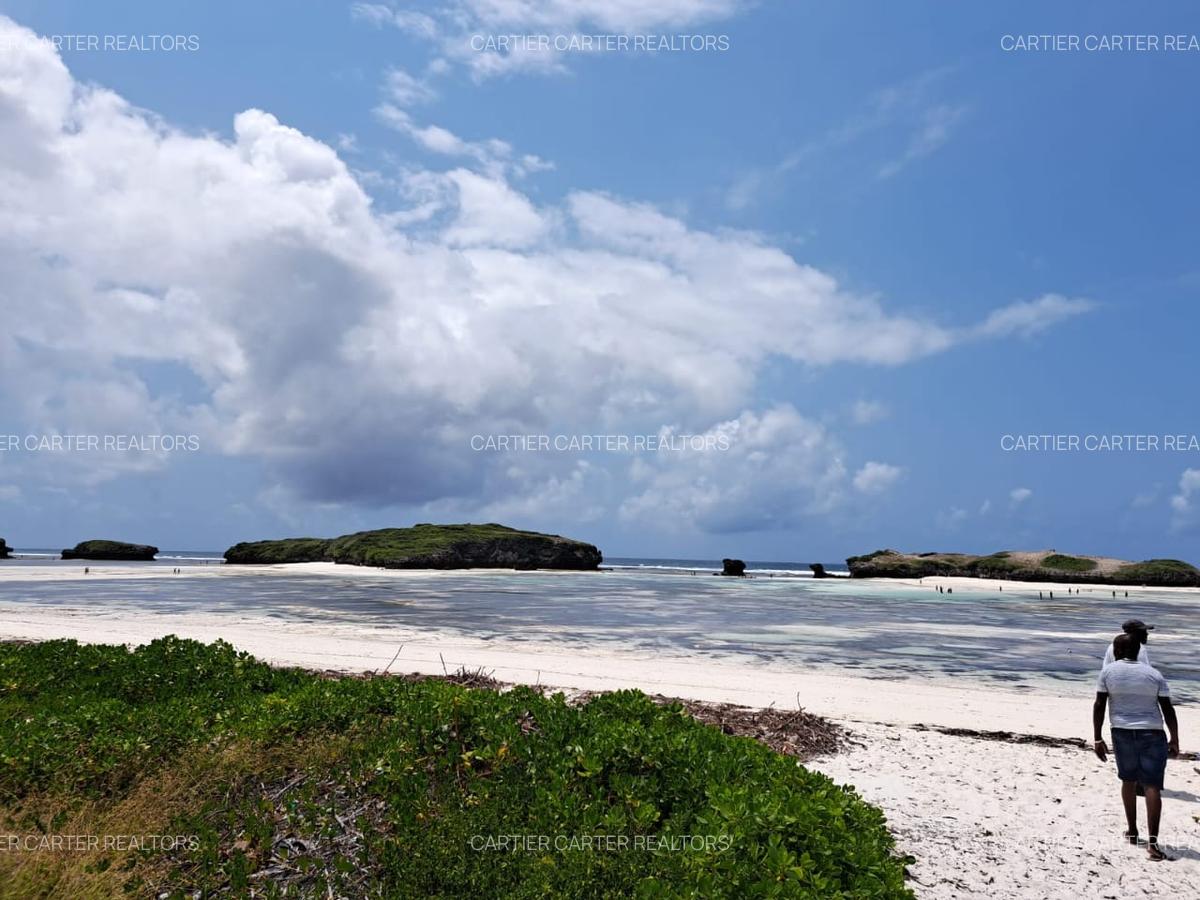 3.5 ac Land in Watamu - 4