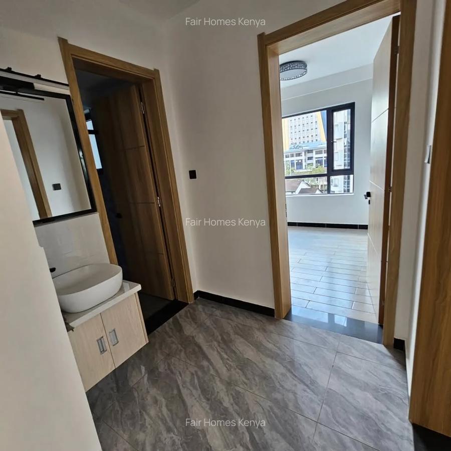 2 Bed Apartment with En Suite at Valley Arcade - 4