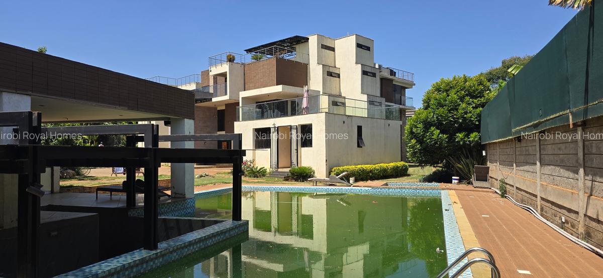 5 Bed House with En Suite at Runda Road - 3