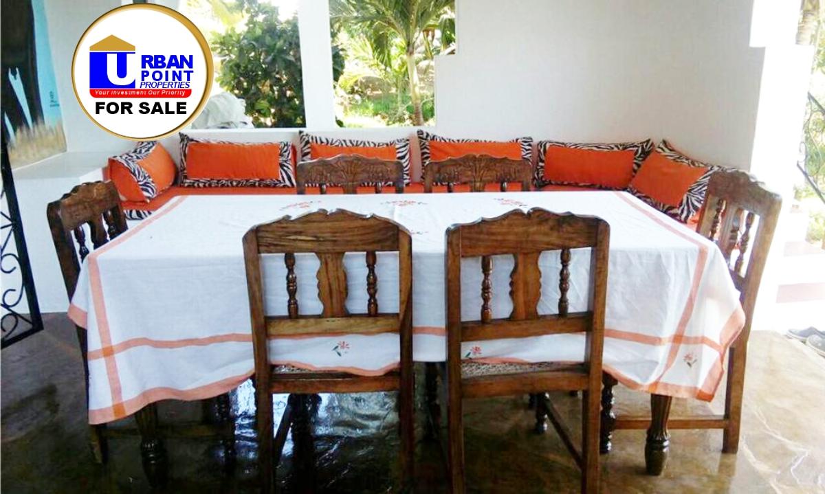 4 Bed Villa with En Suite in Watamu - 4