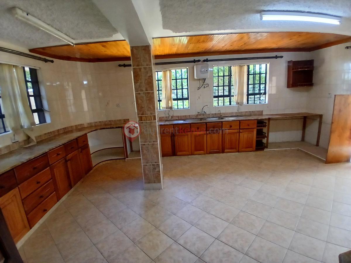 4 Bed House with En Suite in Karen - 10