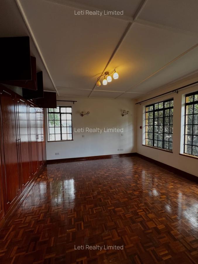 4 Bed Townhouse with En Suite in Lavington - 3