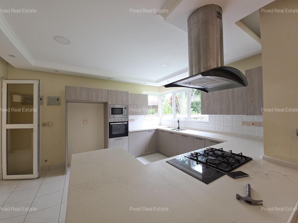 4 Bed Townhouse with Swimming Pool in Runda - 5