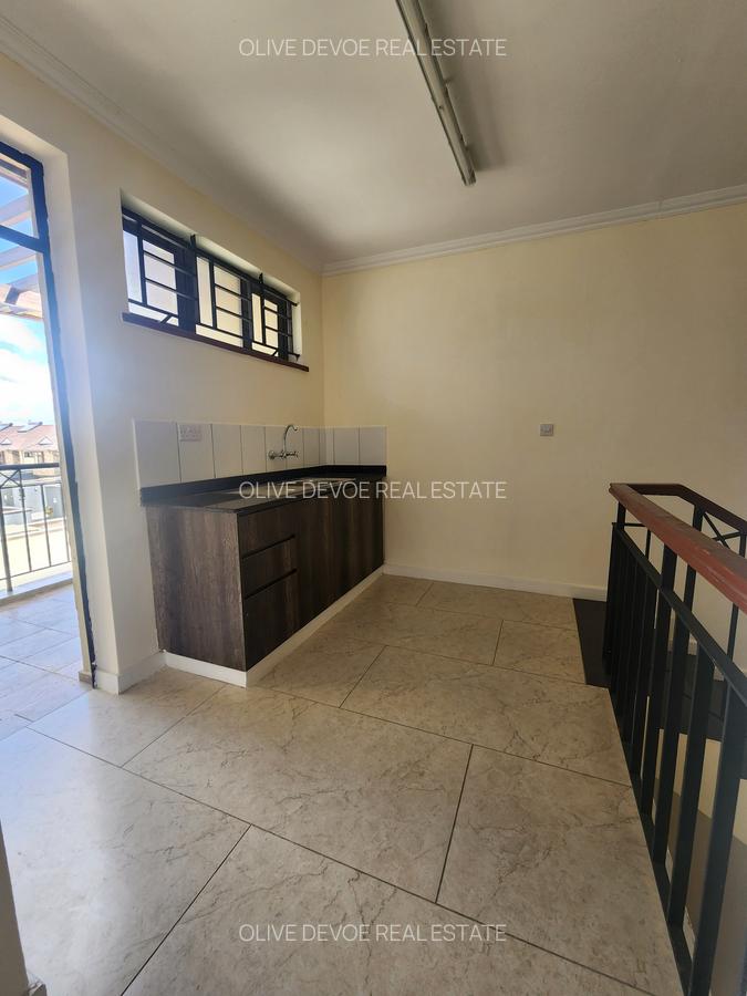 5 Bed Townhouse with En Suite in Syokimau - 16
