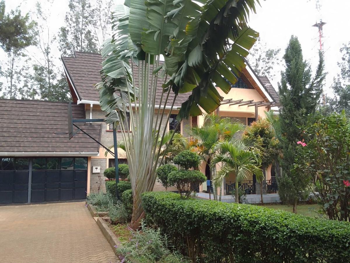 4 Bed House with En Suite at Bomas - 8