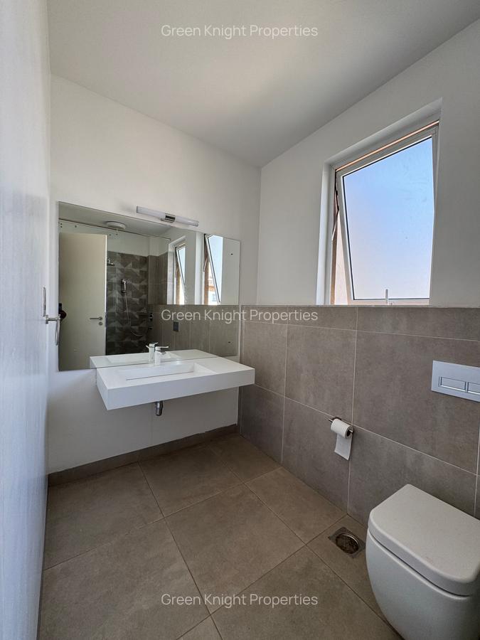 Serviced 4 Bed Apartment with En Suite in Lavington - 8