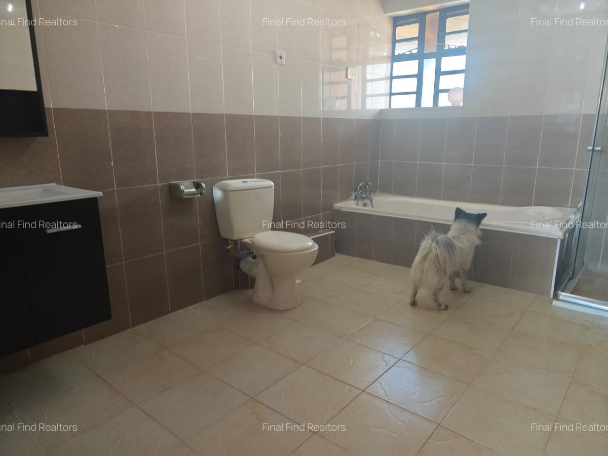 4 Bed House with Garden in Runda - 12