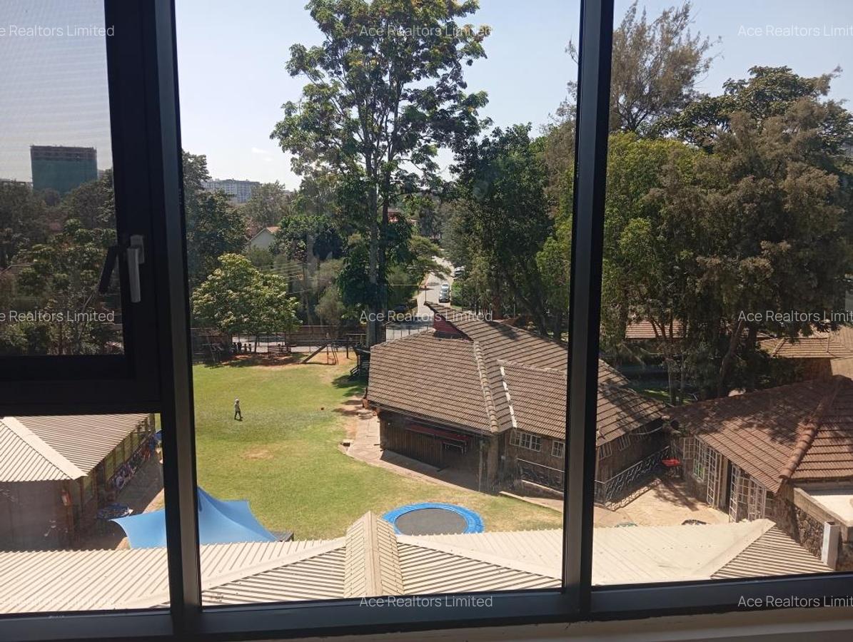 5 Bed Villa with En Suite at Jacaranda Avenue - 20