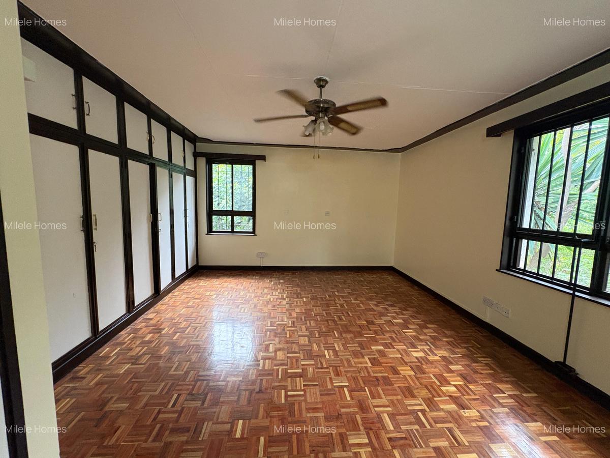 3 Bed Villa with En Suite at Matundu Lane - 3