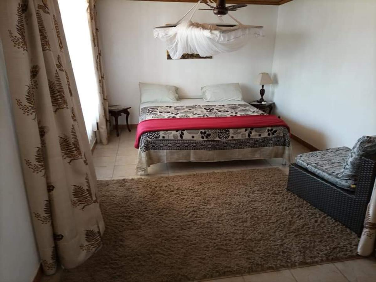 Serviced 1 Bed Apartment with En Suite at Behind Citymall - 6