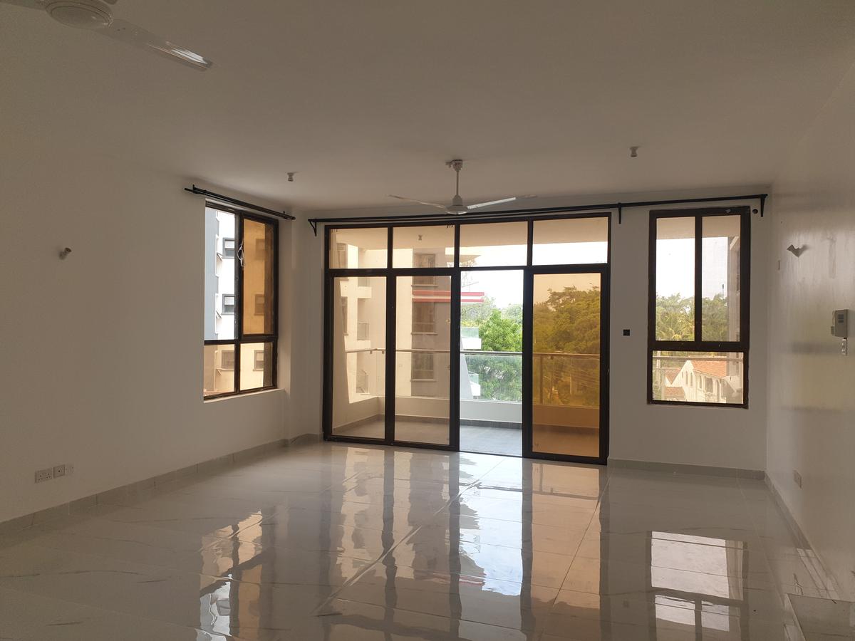 4 Bed Apartment with En Suite at Nyali - 8