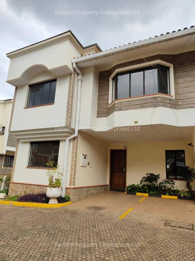 4 Bed Townhouse with En Suite in Westlands Area - 1
