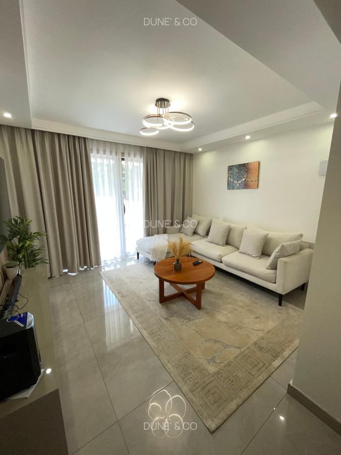 Serviced 2 Bed Apartment with En Suite in Riverside - 2