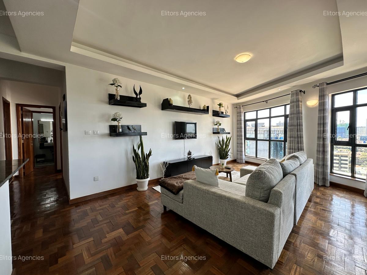 Serviced 2 Bed Apartment with En Suite at Lantana Road - 7