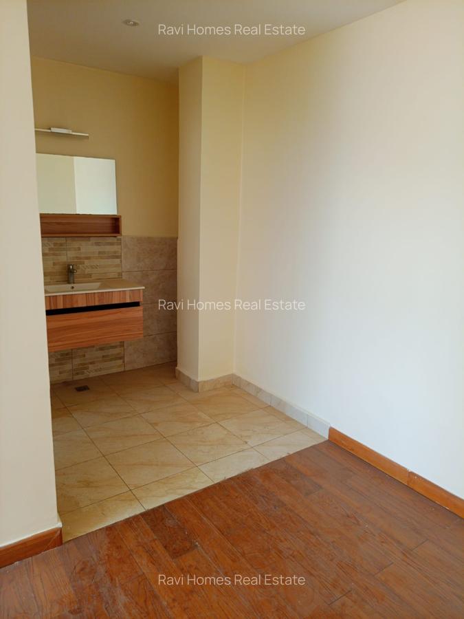 3 Bed Apartment with En Suite in Kilimani - 5