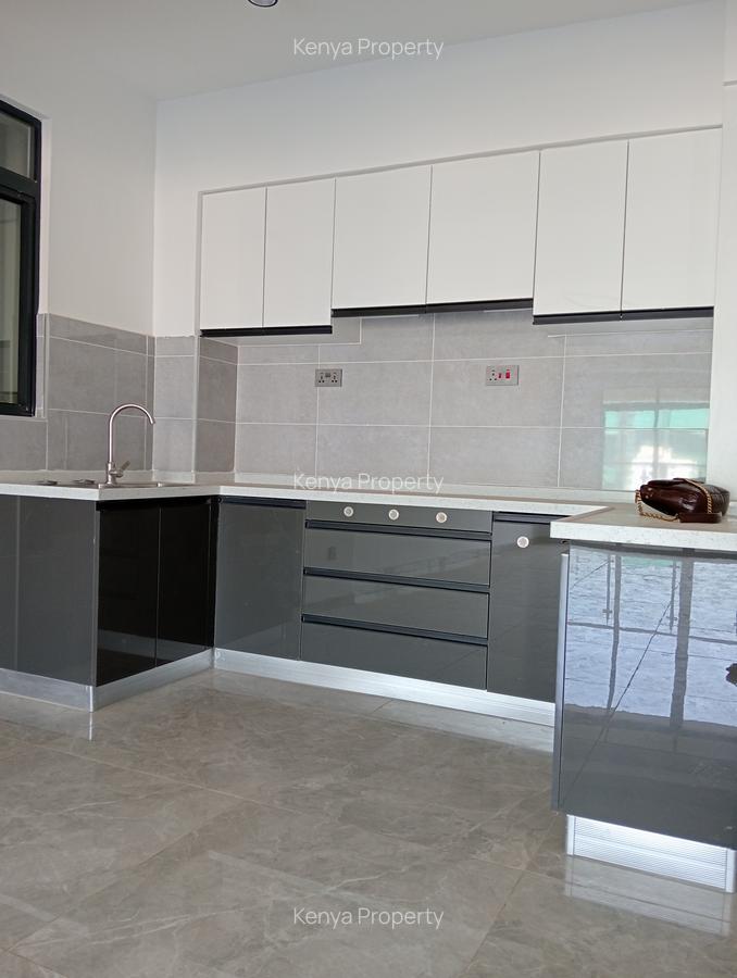 2 Bed Apartment with Gym at Argwings Kodhek Road - 3