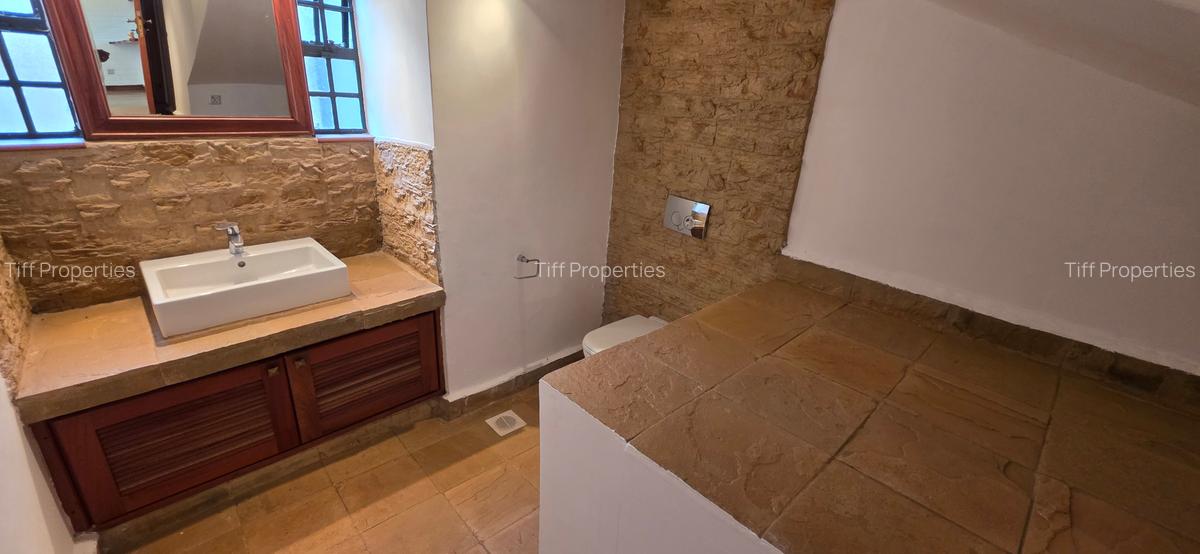 4 Bed Townhouse in Westlands Area - 8