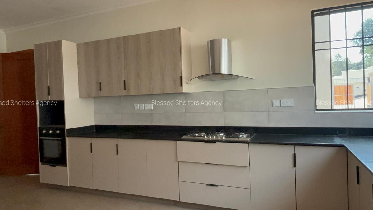 5 Bed Villa with En Suite in Loresho - 16