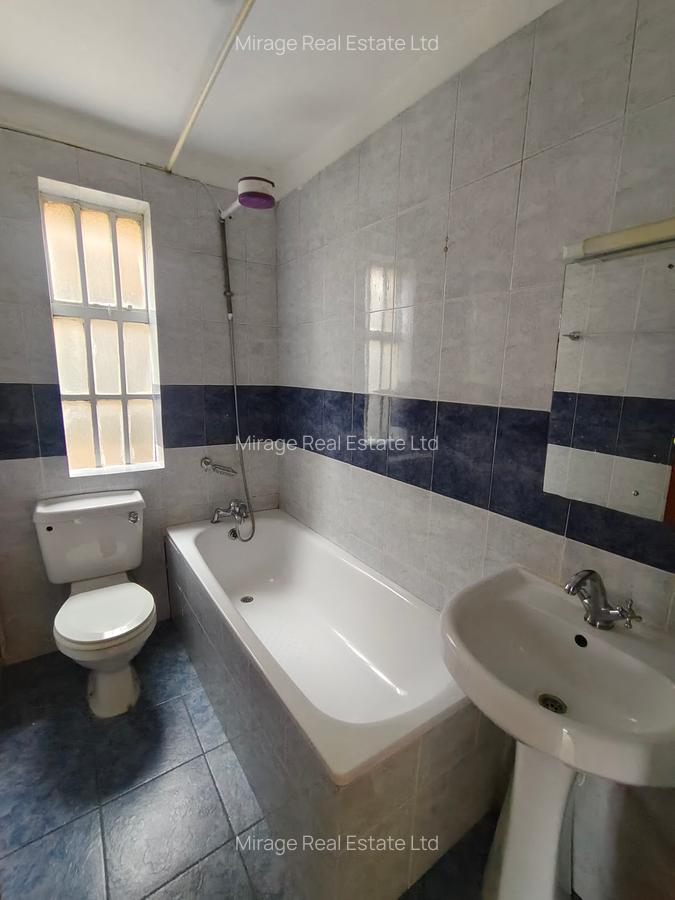 4 Bed Apartment with Swimming Pool in Kilimani - 14