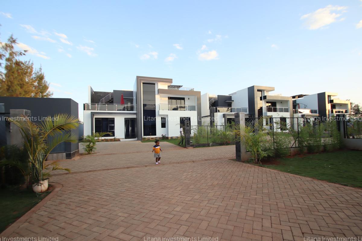 5 Bed House with En Suite in Ruiru - 2