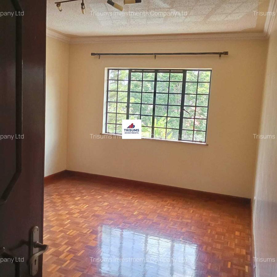 3 Bed Apartment with En Suite at Raphta - 10