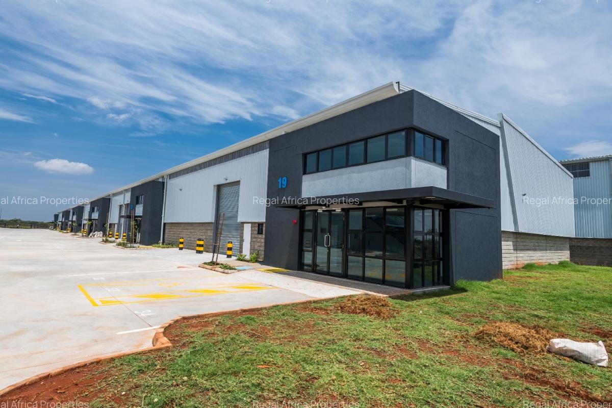 20,000 ft² Warehouse with Service Charge Included in Eastern ByPass - 1