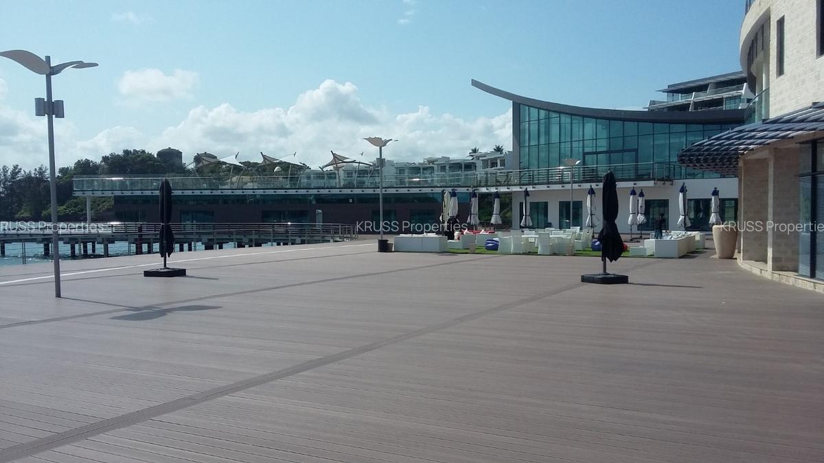 3 Bed Apartment with En Suite at As1930 - 13