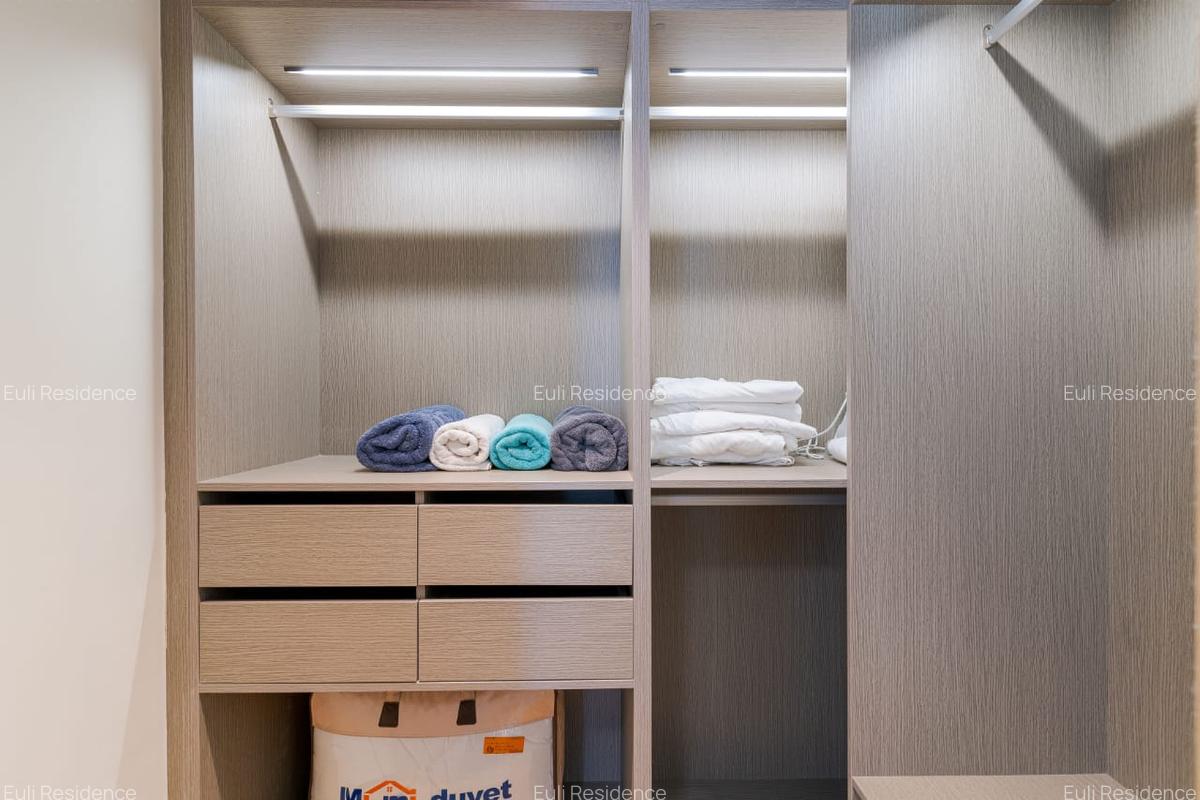 Furnished 1 Bed Apartment with En Suite at Westlands Rd - 10