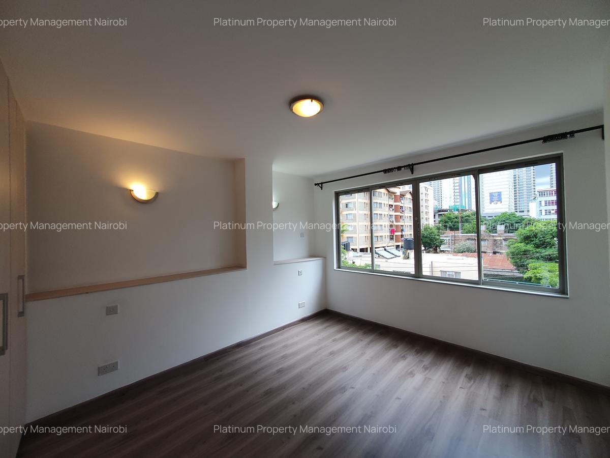 2 Bed Apartment with En Suite at Ojijo Road - 16