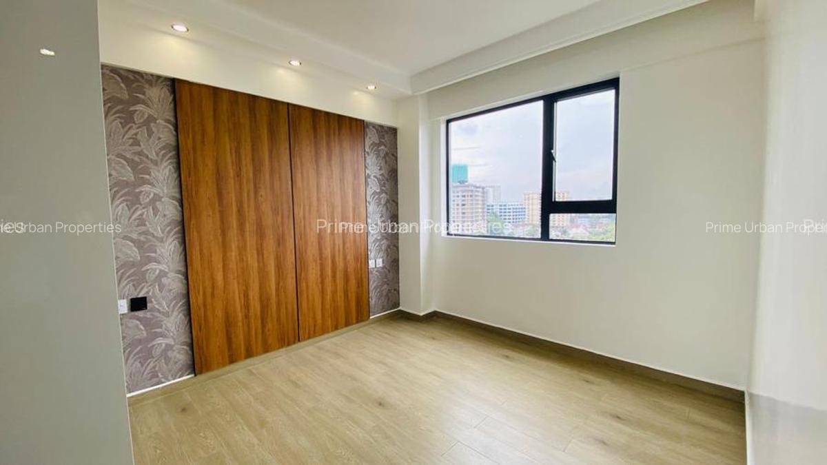 3 Bed Apartment with En Suite in Westlands Area - 16