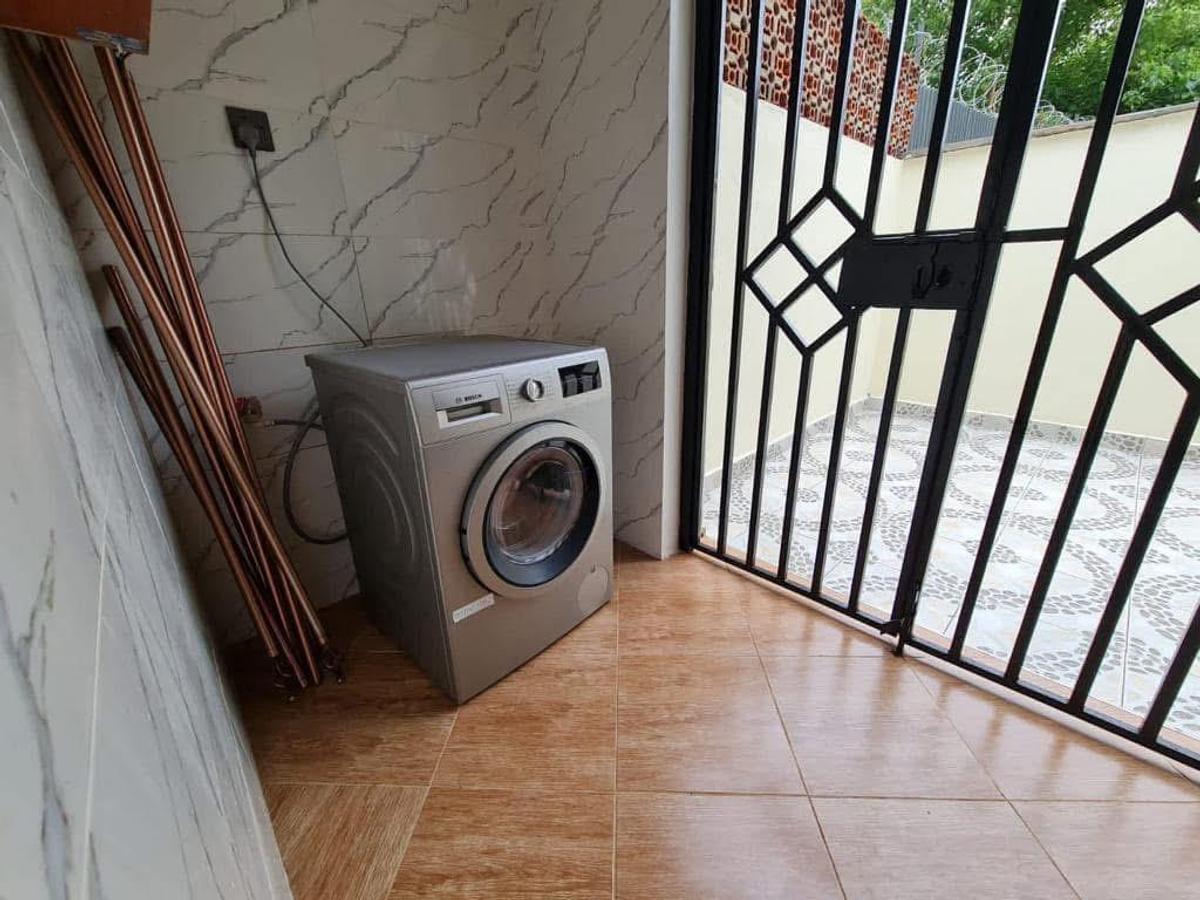 2 Bed House with En Suite in Nyari - 12
