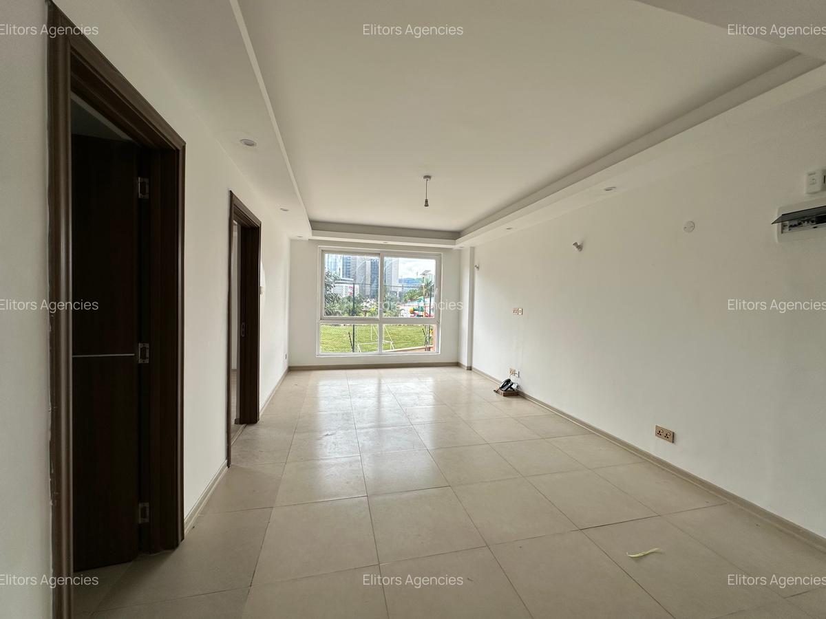 1 Bed Apartment with En Suite at Sports Road - 6