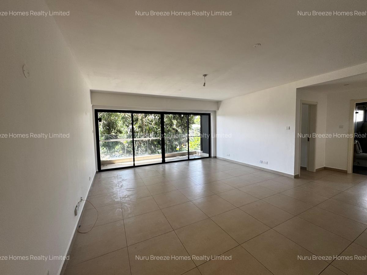 2 Bed Apartment with En Suite in Lavington - 2