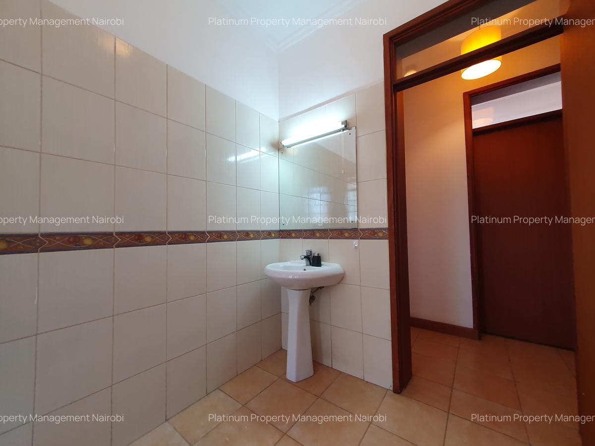 Serviced 3 Bed Apartment with En Suite in Spring Valley - 20