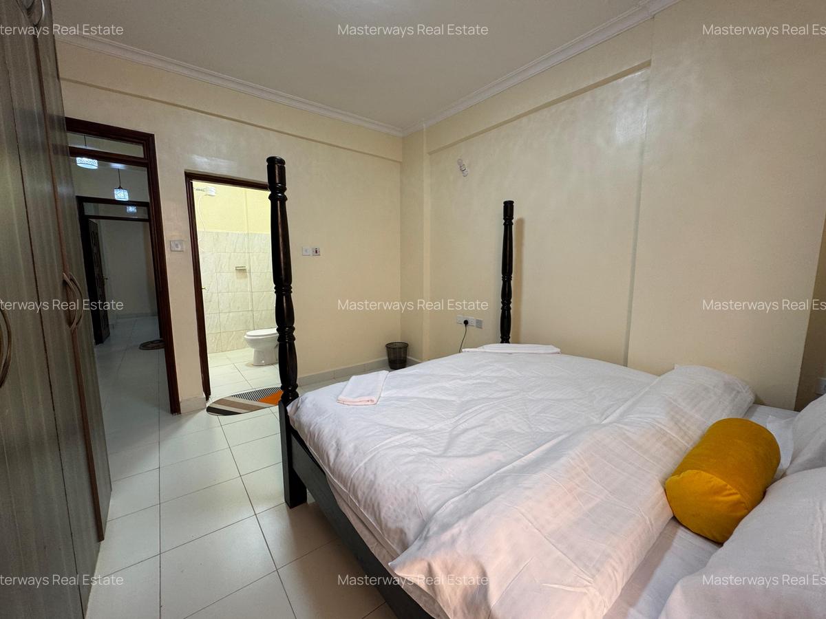 Serviced 2 Bed Apartment with En Suite at Hilltop - 6