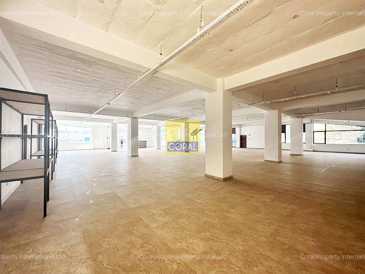 Warehouse with Parking in Embakasi - 4