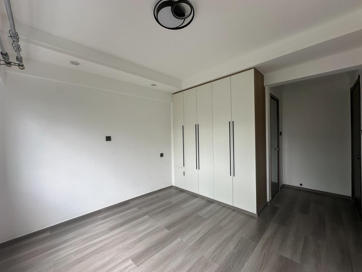 Serviced 2 Bed Apartment with En Suite at Argwings Kodhek Road - 8