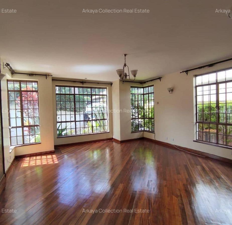 5 Bed Townhouse in Lavington - 8