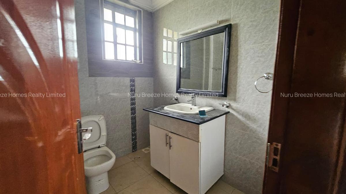 3 Bed House with En Suite in Runda - 4