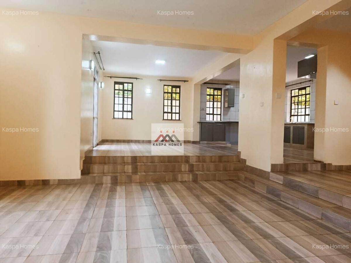 5 Bed Townhouse with En Suite in Westlands Area - 4