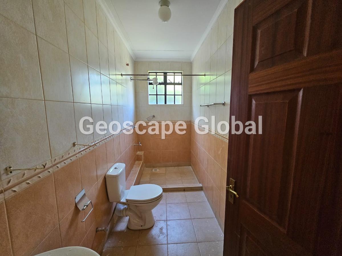 5 Bed House with En Suite at Muthaiga North - 11