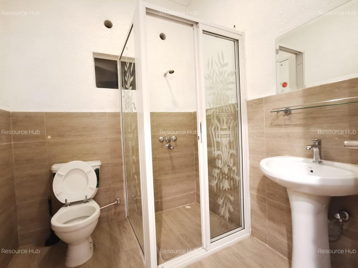 4 Bed Townhouse with En Suite at Spring Valley - 17