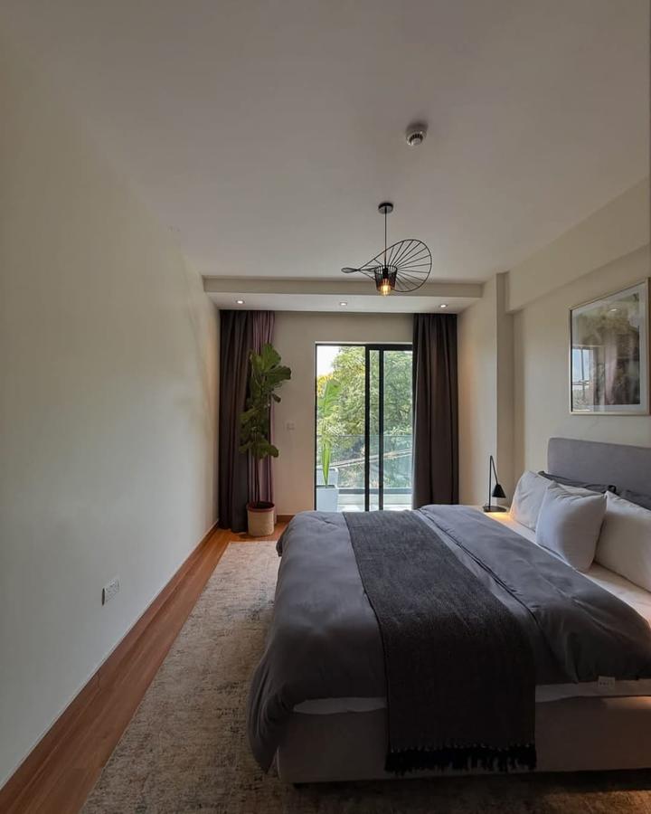 3 Bed Apartment with En Suite in Riverside - 6