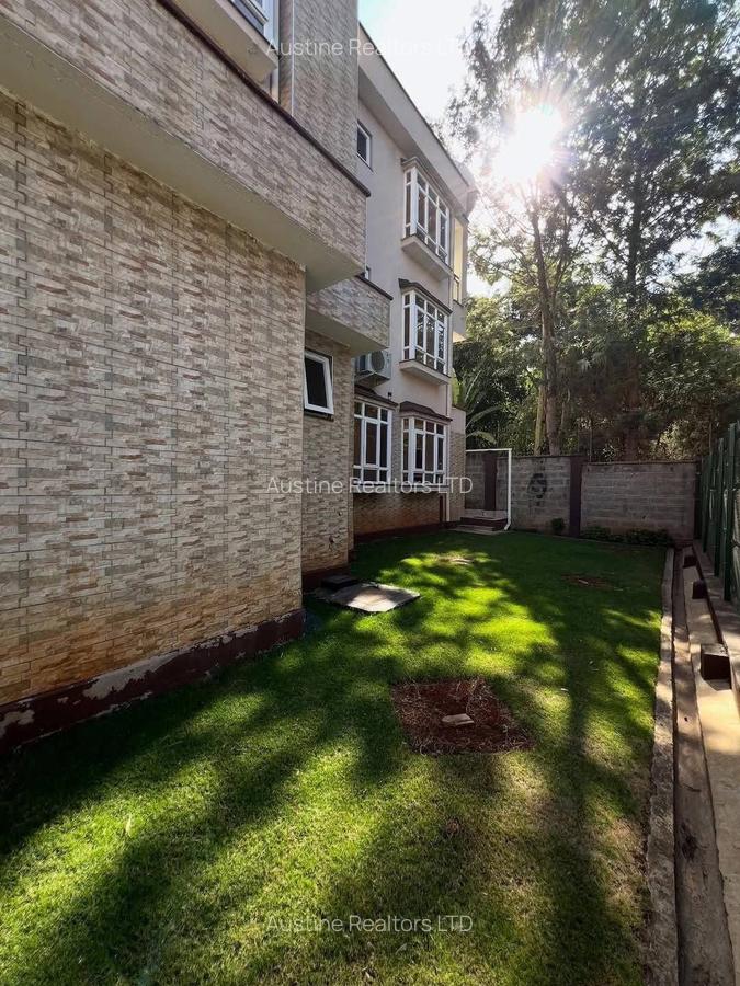 6 Bed Townhouse with En Suite in Lavington - 12