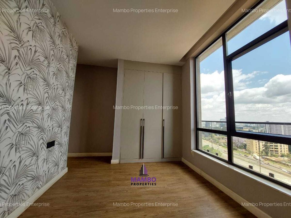 3 Bed Apartment with En Suite at Brookside Drive - 11