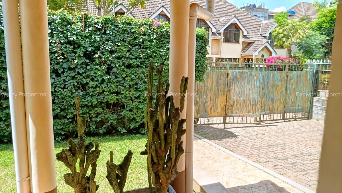 5 Bed Villa with En Suite in Lavington - 20